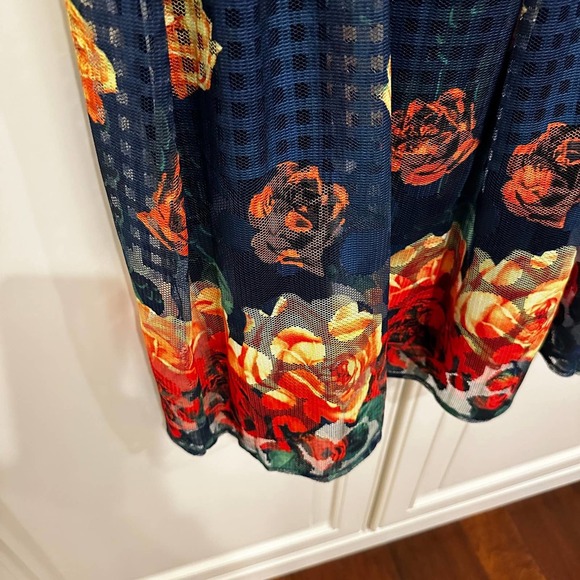 Anthropologie Women’s Sunday in Brooklyn Summer Bouquet Navy Floral Mesh  NWT - Picture 9 of 10